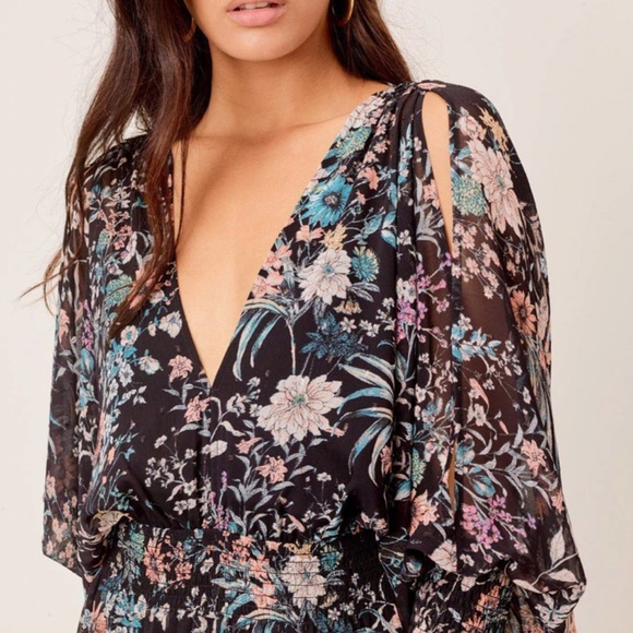 Boho Split Sleeve Mini Dress - NWT - Picture 3 of 5